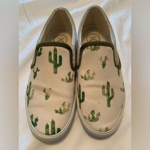 Inkkas Prickly Pear Cactus Cream Canvas Slip-On Shoes